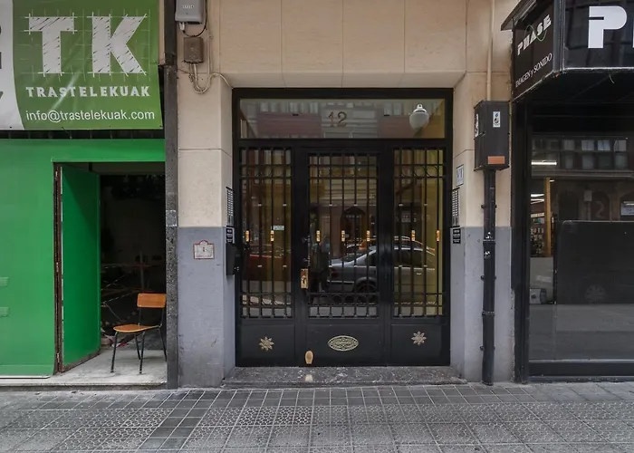 Fernandez Campo, Vivienda Turistica Centrica Reformada Con Wifi * Bilbao